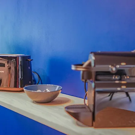 Le Pop Flat By Winkyhouse