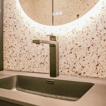 Le Pop Flat By Winkyhouse Apartamento Cassis