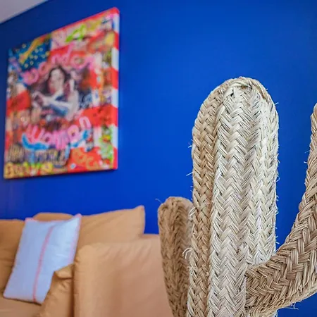 Le Pop Flat By Winkyhouse * Cassis